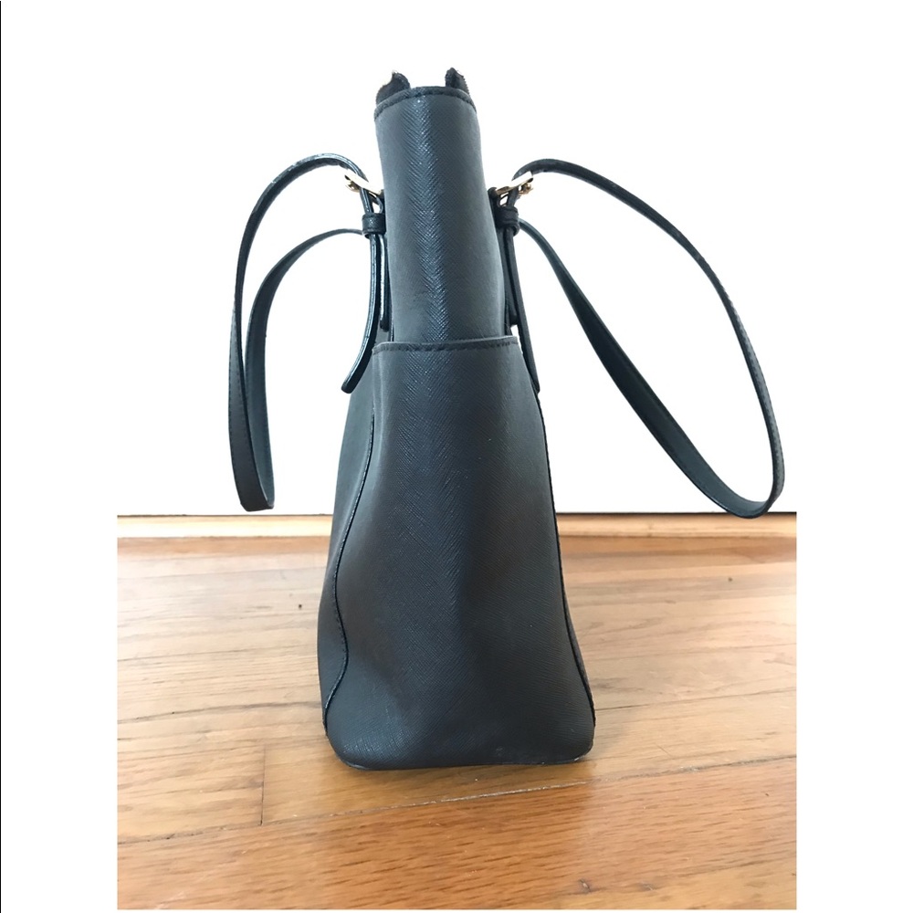 [Michael Kors] Black Leather Tote Shoulder Bag - Picture 8 of 8